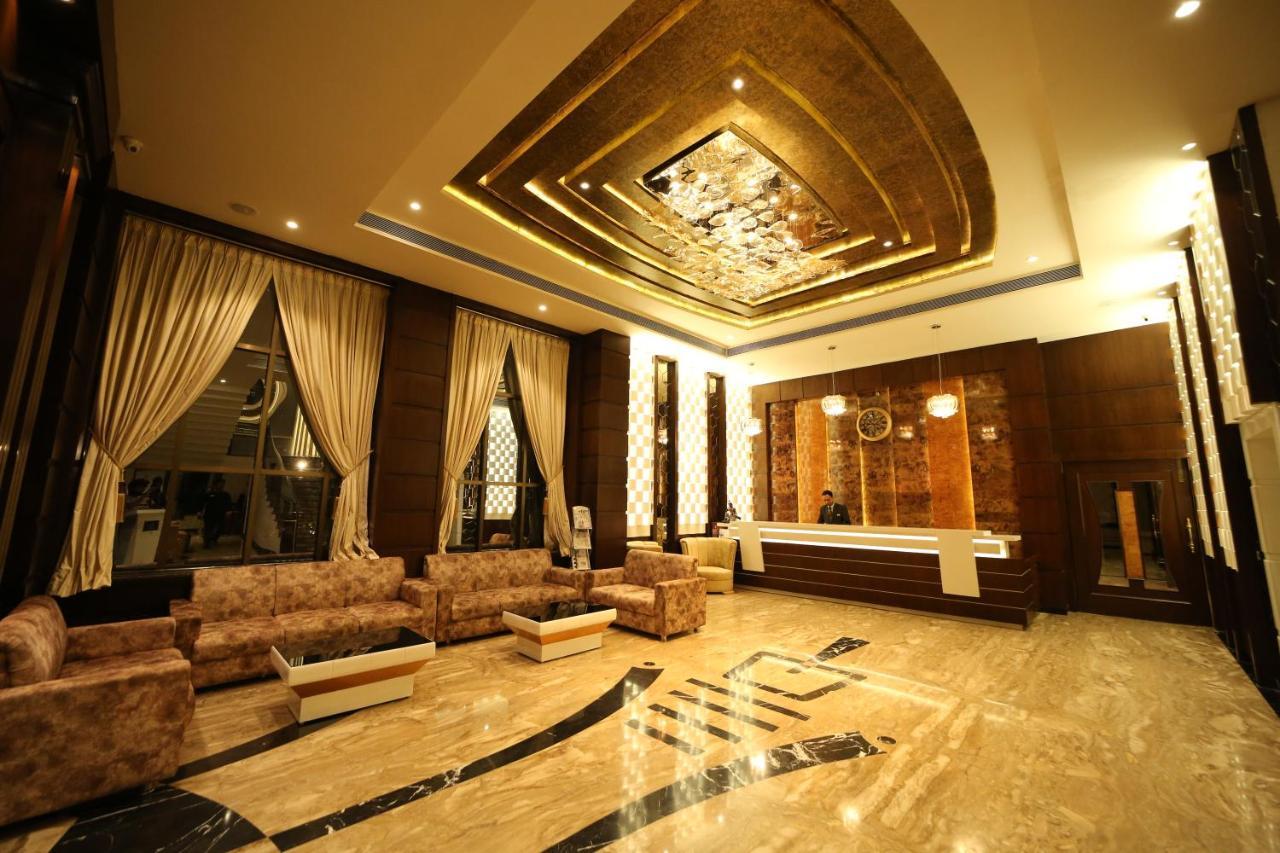 Hotel Prince Viraj Джабалпур Екстериор снимка