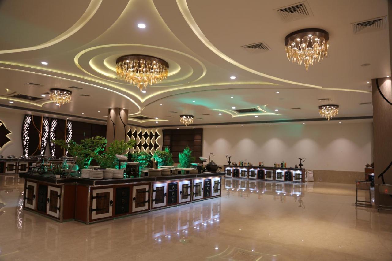 Hotel Prince Viraj Джабалпур Екстериор снимка